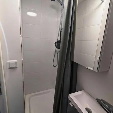 Calme - Proche Zenith Appartement